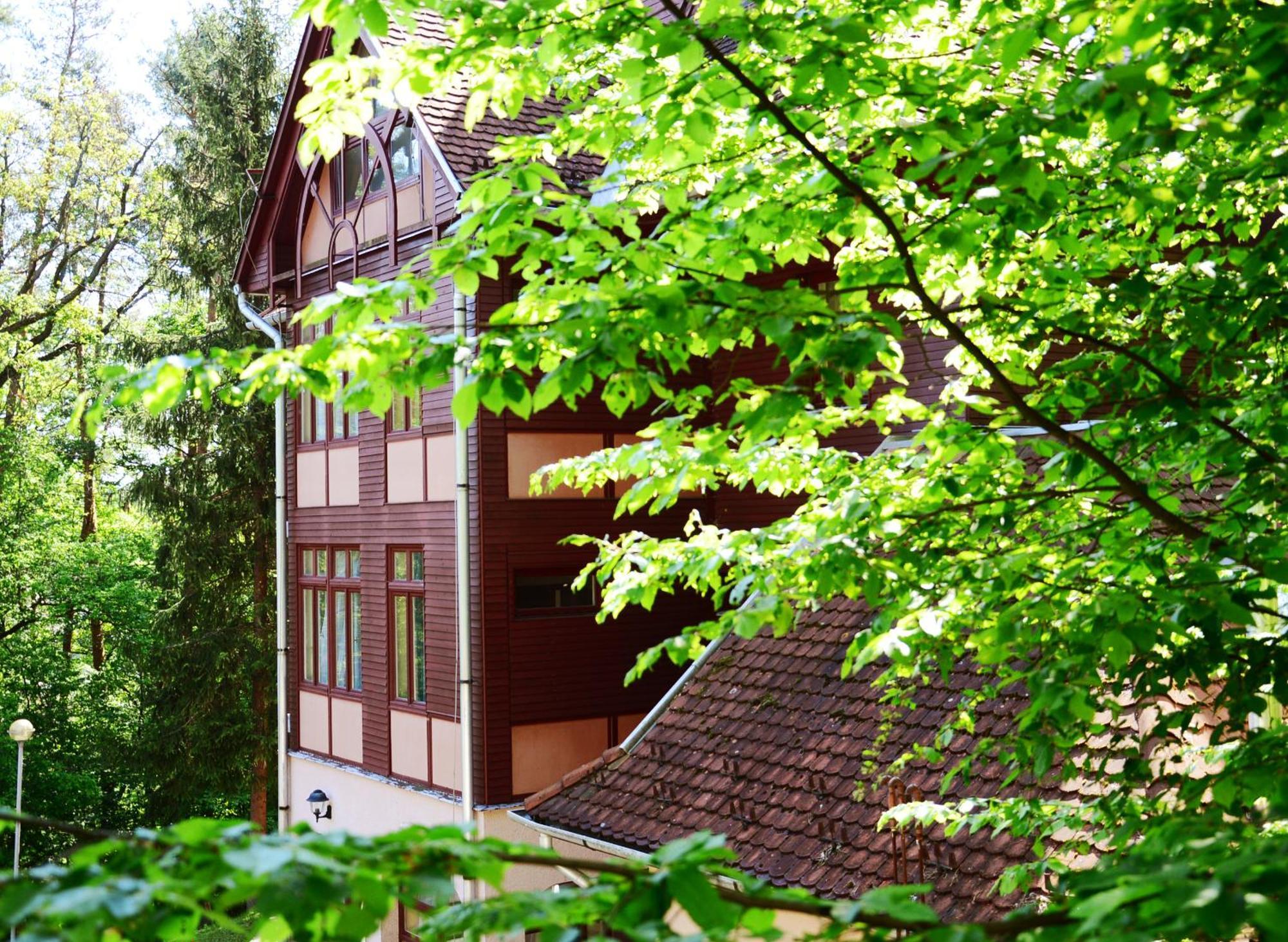 Ezuestfenyo Hotel Telkibánya Dış mekan fotoğraf