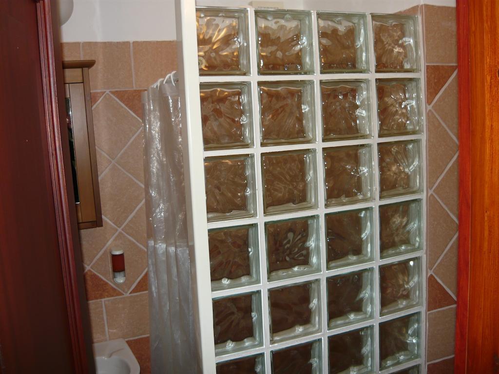 Ezuestfenyo Hotel Telkibánya Oda fotoğraf