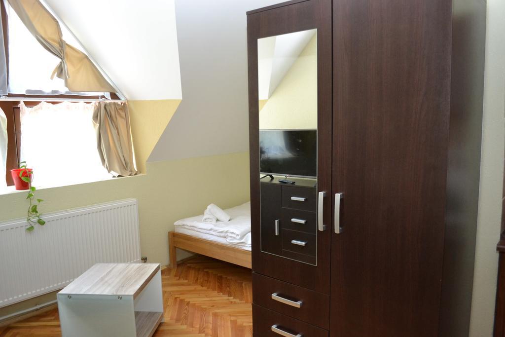 Ezuestfenyo Hotel Telkibánya Dış mekan fotoğraf