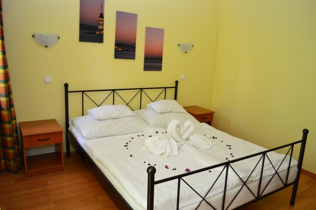 Ezuestfenyo Hotel Telkibánya Dış mekan fotoğraf