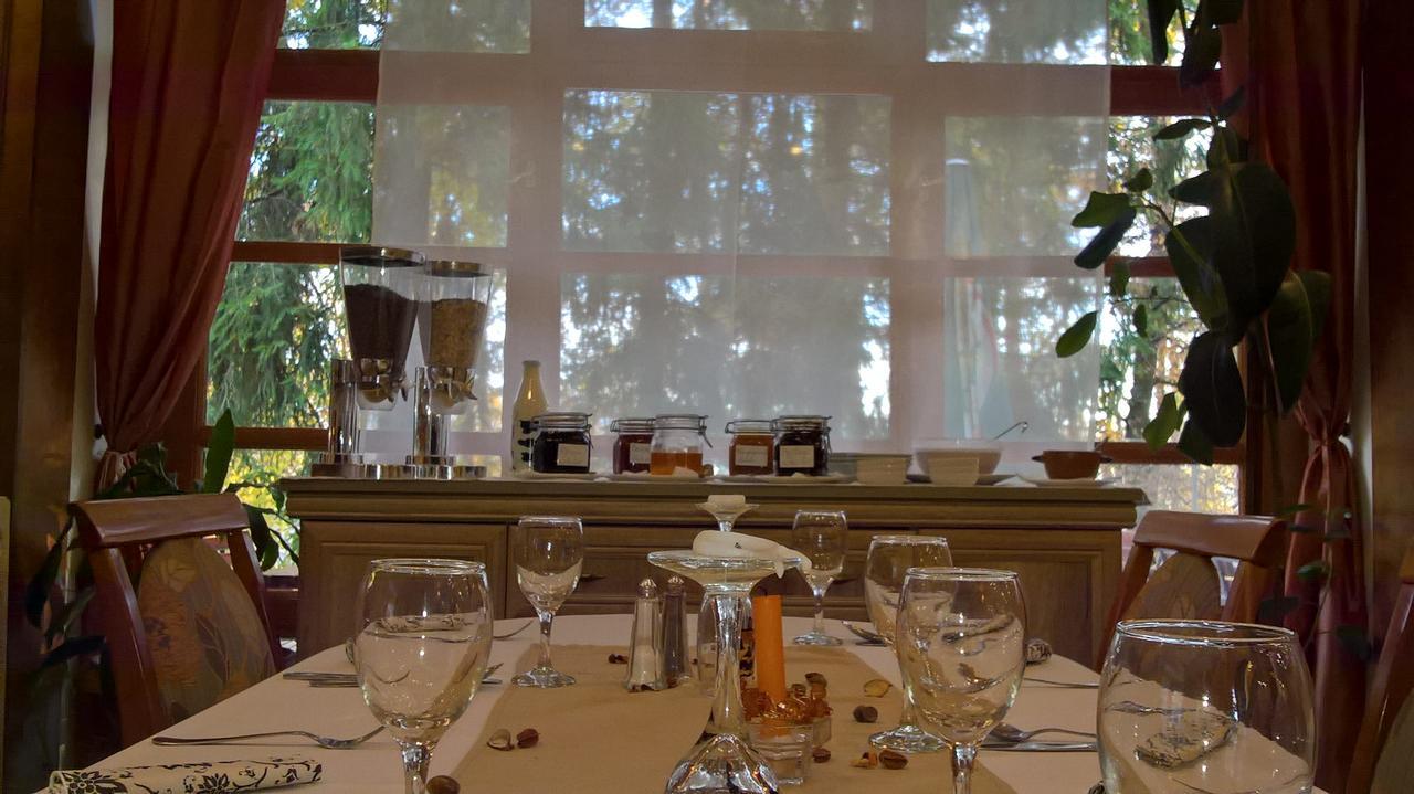 Ezuestfenyo Hotel Telkibánya Dış mekan fotoğraf
