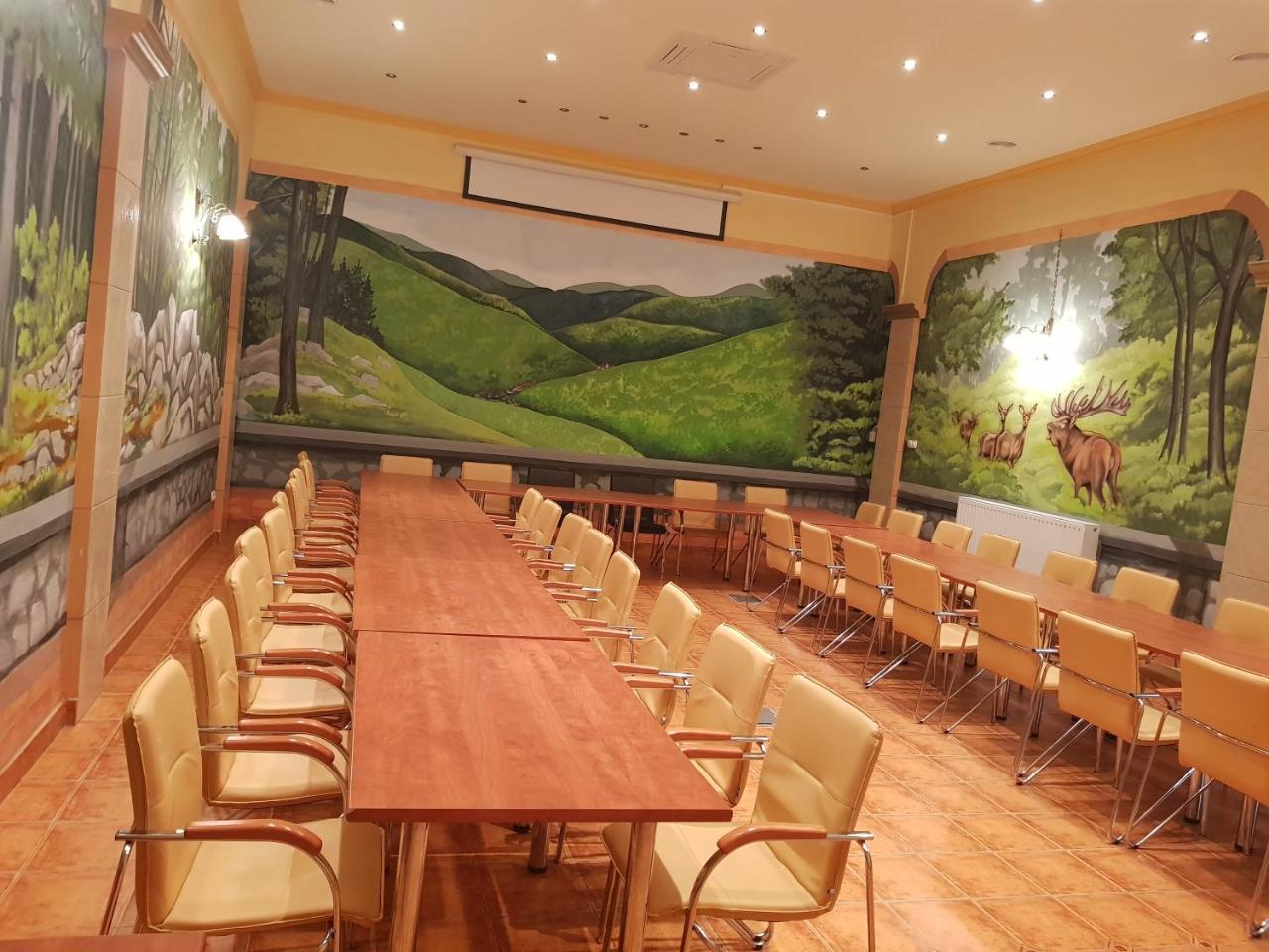 Ezuestfenyo Hotel Telkibánya Dış mekan fotoğraf