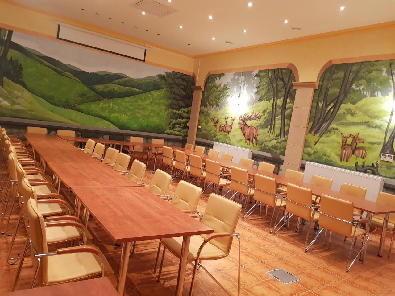 Ezuestfenyo Hotel Telkibánya Dış mekan fotoğraf
