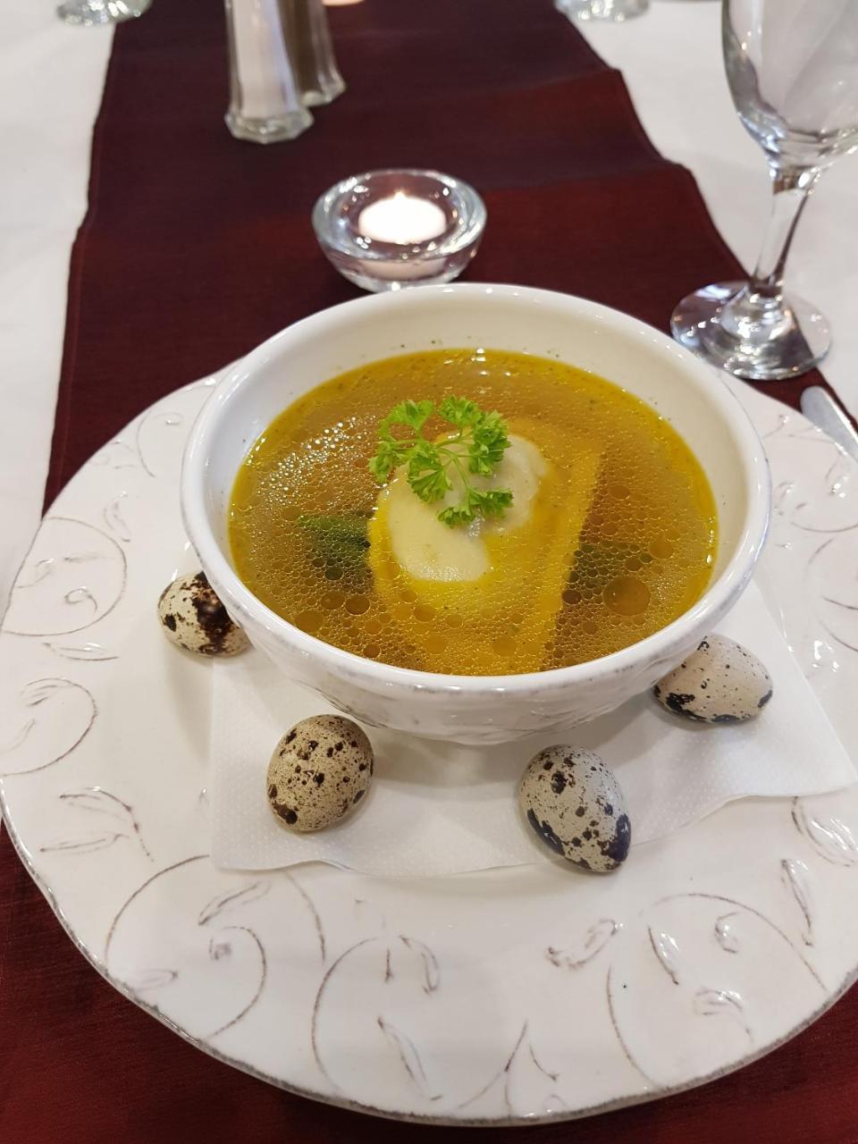 Ezuestfenyo Hotel Telkibánya Dış mekan fotoğraf